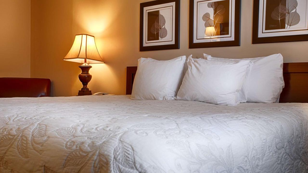 | Silver Fox Inn