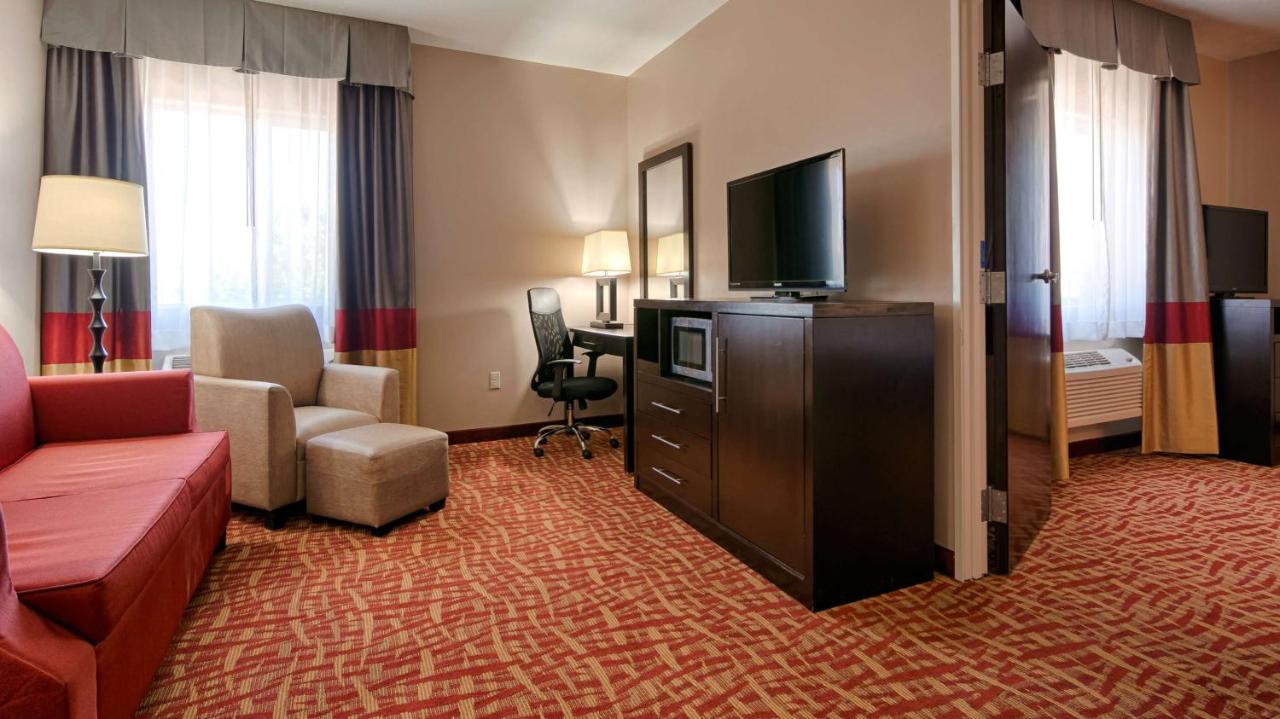 King Suite - Non-Smoking at Best Western Plus Zion West Hotel