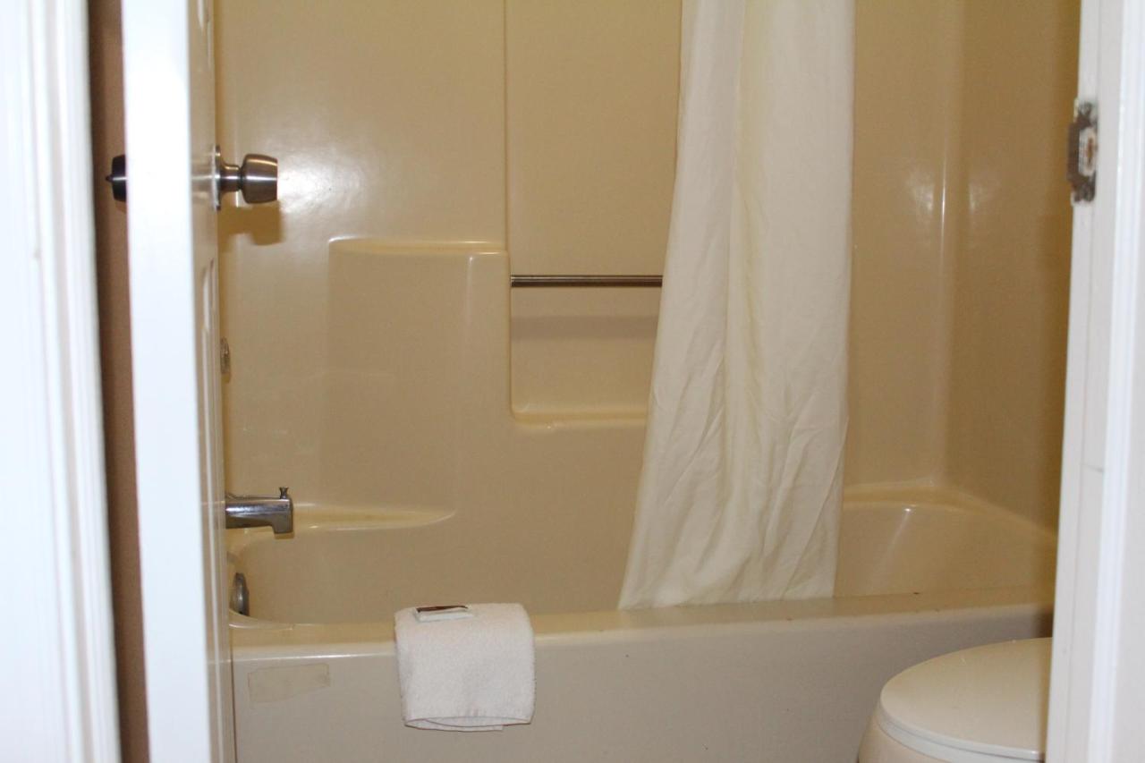 | Highlander Motor Inn Atlantic City
