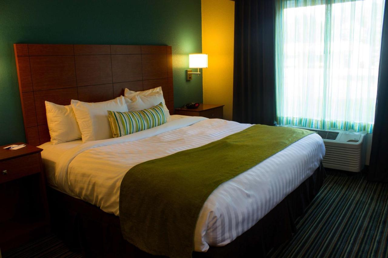 King Suite - Disability Access at Best Western Plus Menomonie Inn & Suites