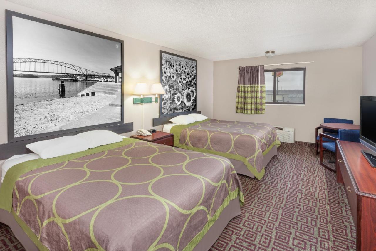 Queen Room with Two Queen Beds - Non-Smoking at Super 8 by Wyndham Muscatine