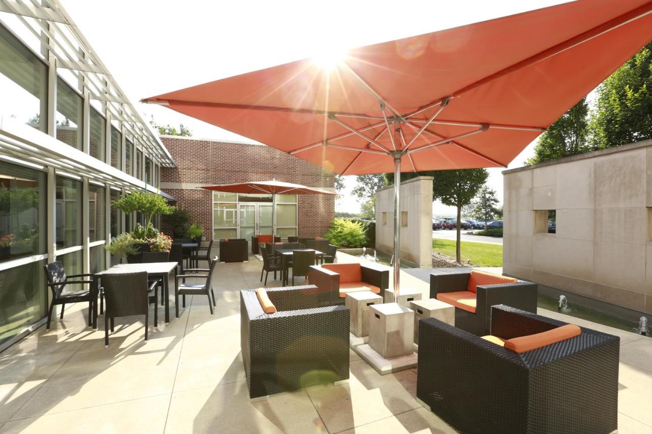 | I Hotel and Conference Center - Champaign