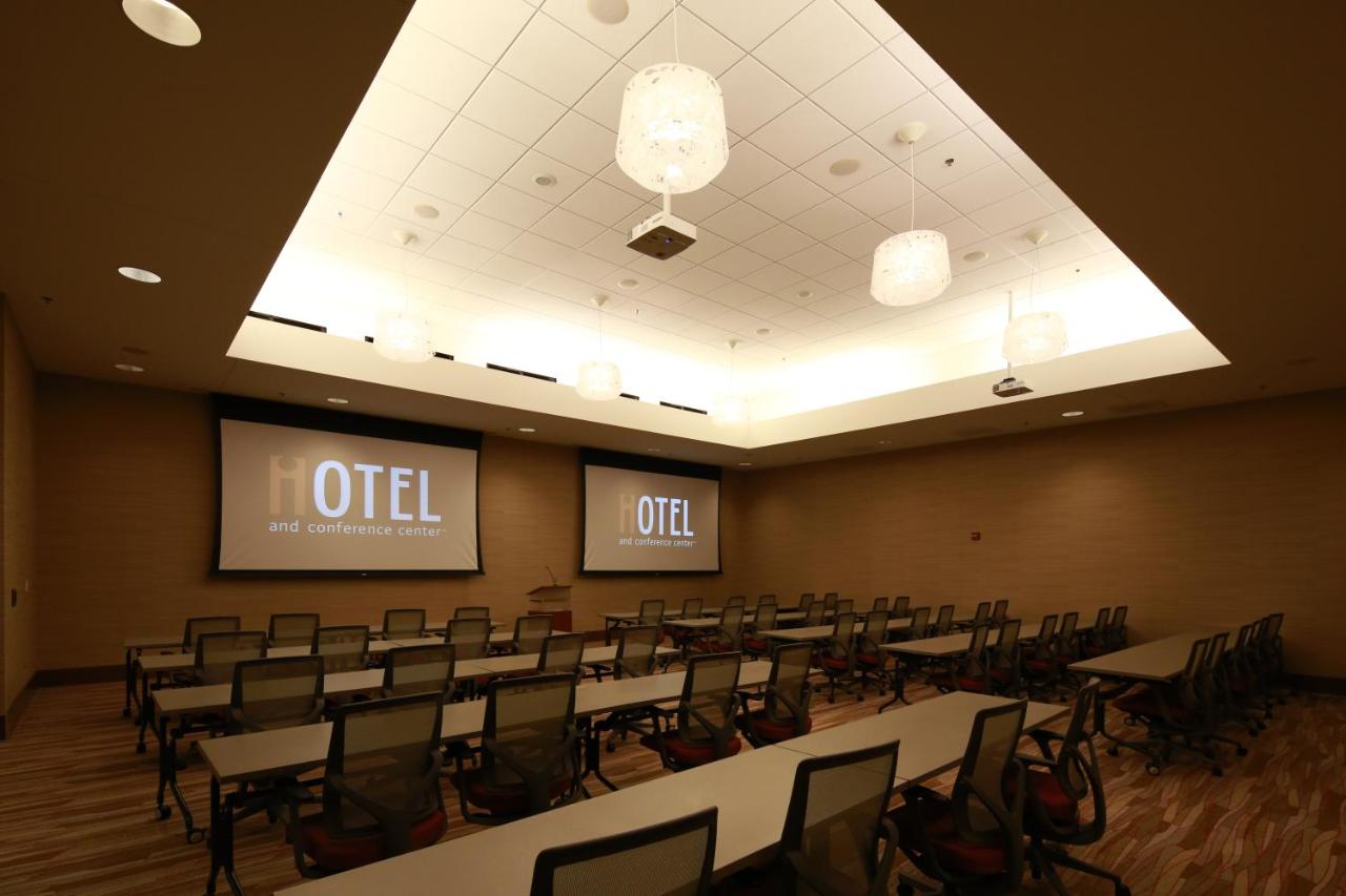 | I Hotel and Conference Center - Champaign