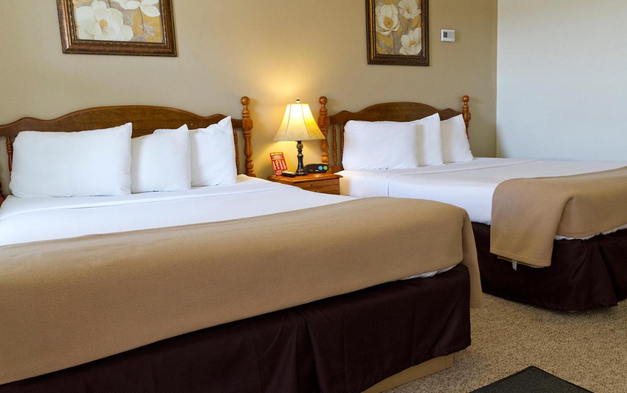 | Sunset Lodge Escanaba