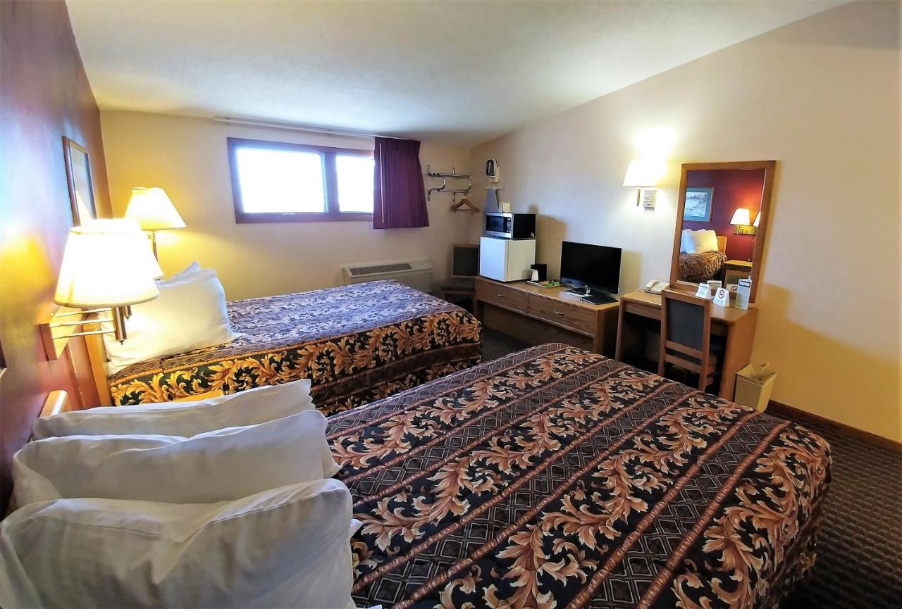 | Red Carpet Inn - Windom