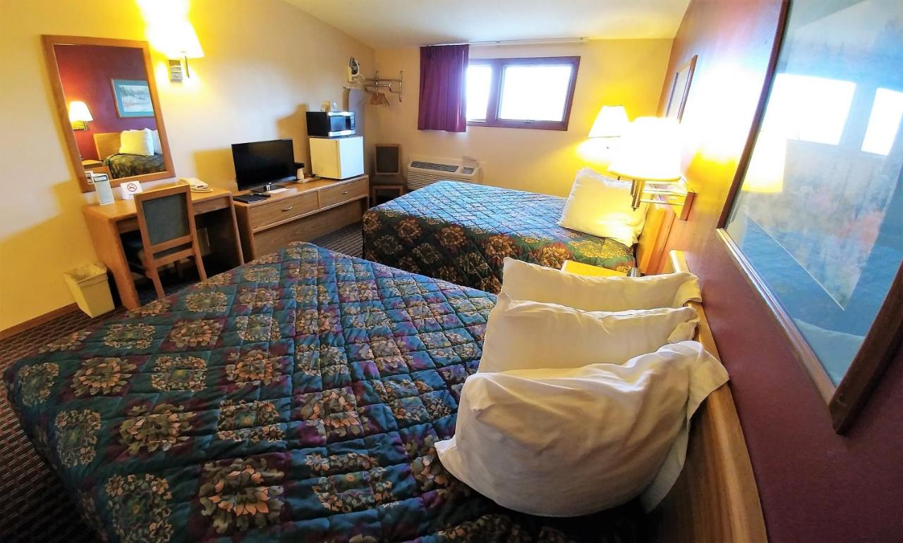 | Red Carpet Inn - Windom