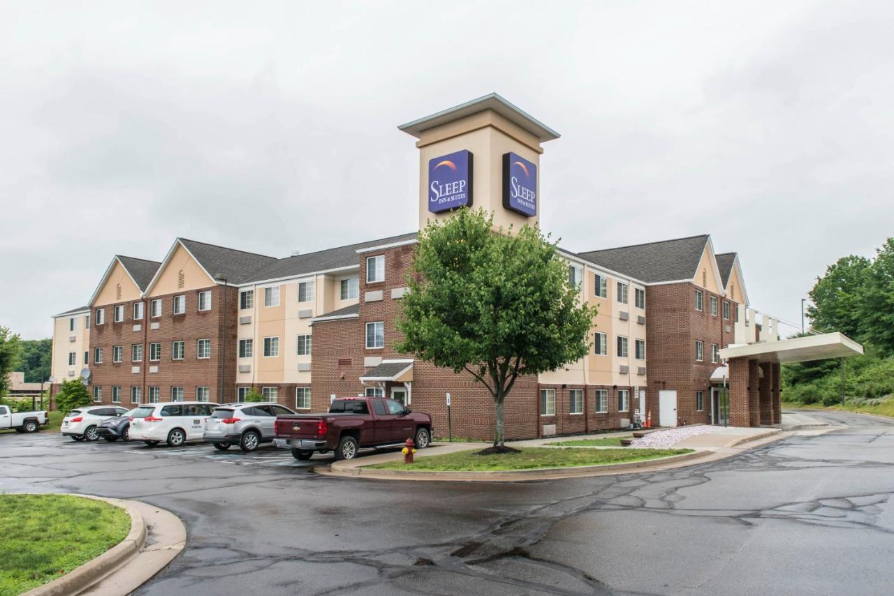 | MainStay Suites Pittsburgh Airport