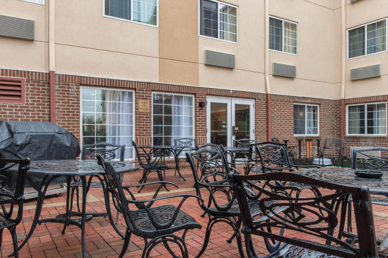 | MainStay Suites Pittsburgh Airport