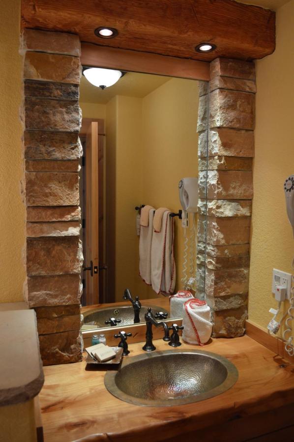  | Niwot Inn & Spa