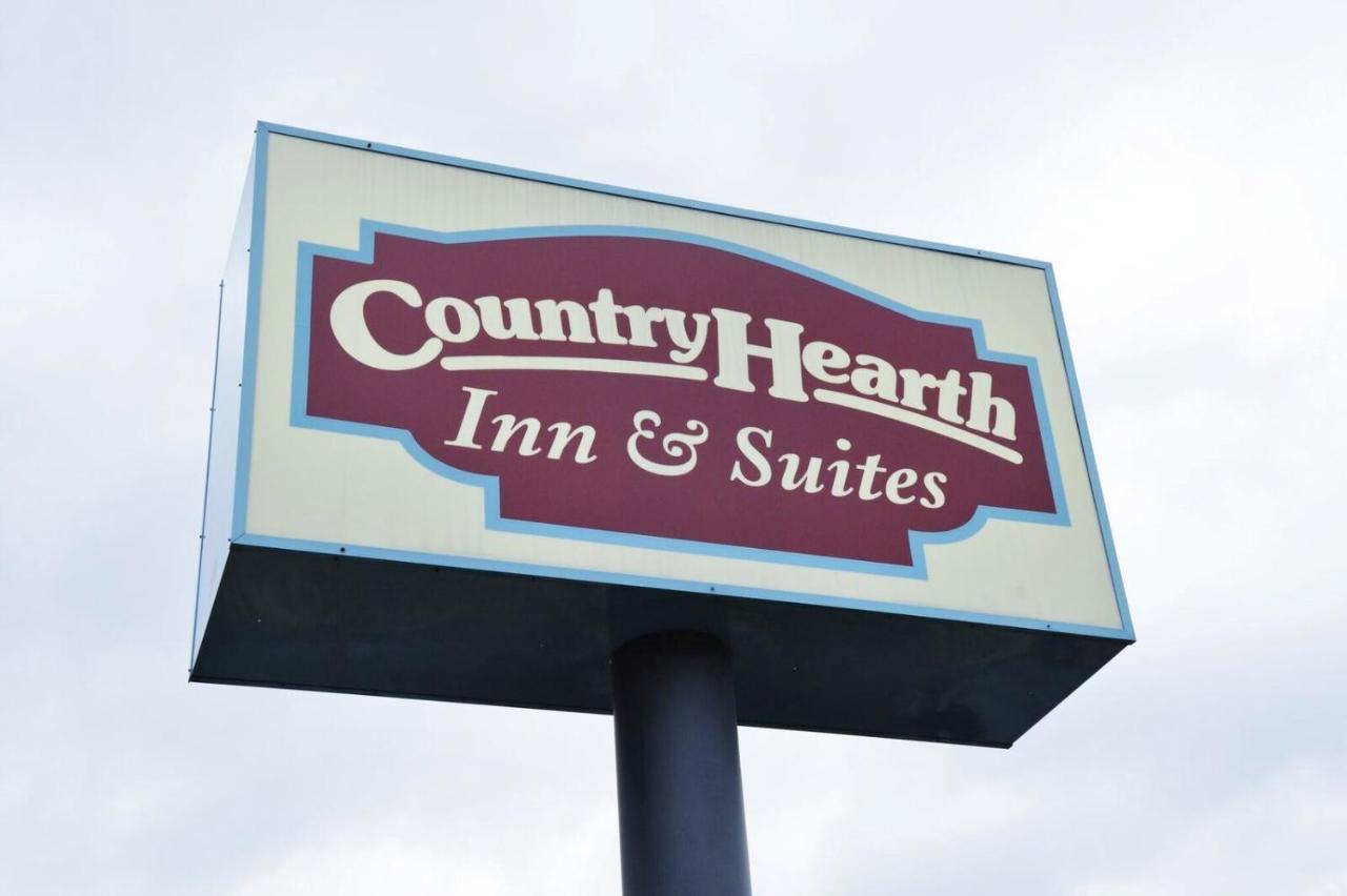 | Country Hearth Inn & Suites - Kenton
