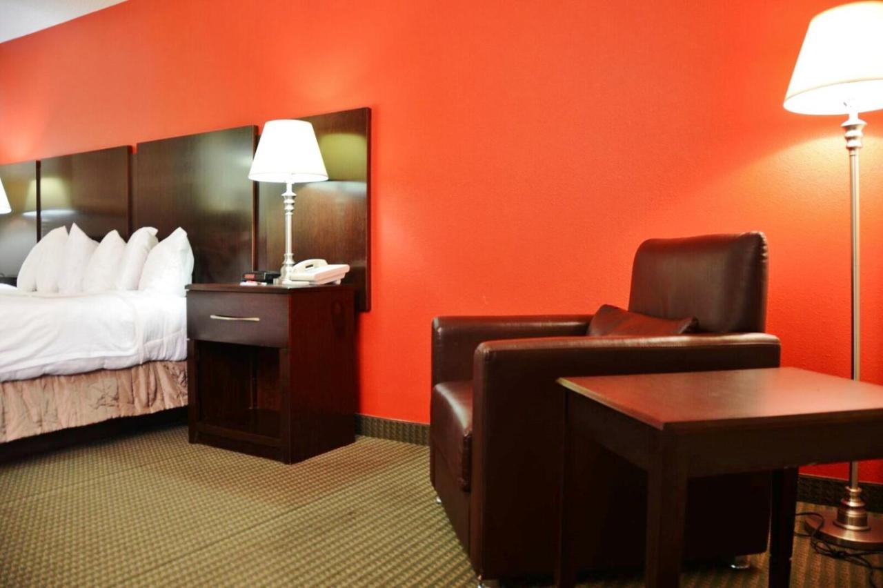 | Country Hearth Inn & Suites - Kenton