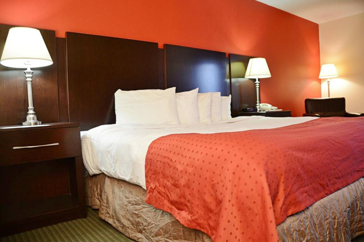| Country Hearth Inn & Suites - Kenton