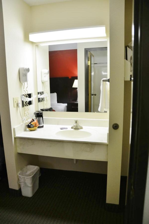  | Country Hearth Inn & Suites - Kenton