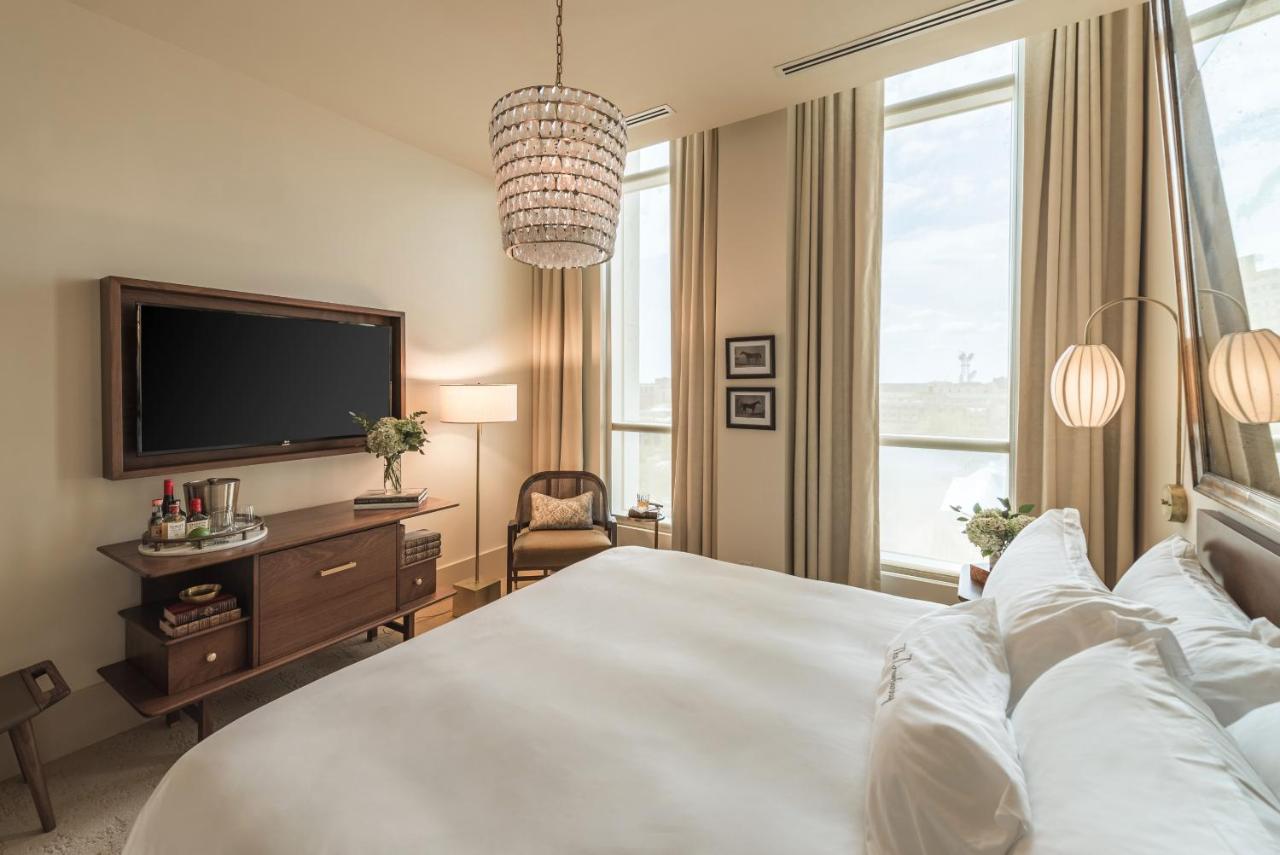 Signature King at The Dewberry Charleston