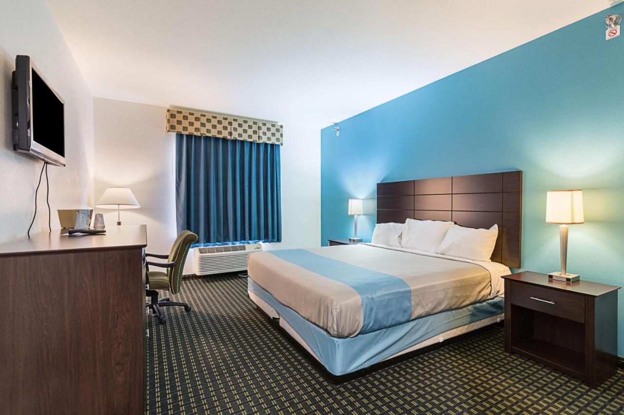 | Budget Inn Ganado