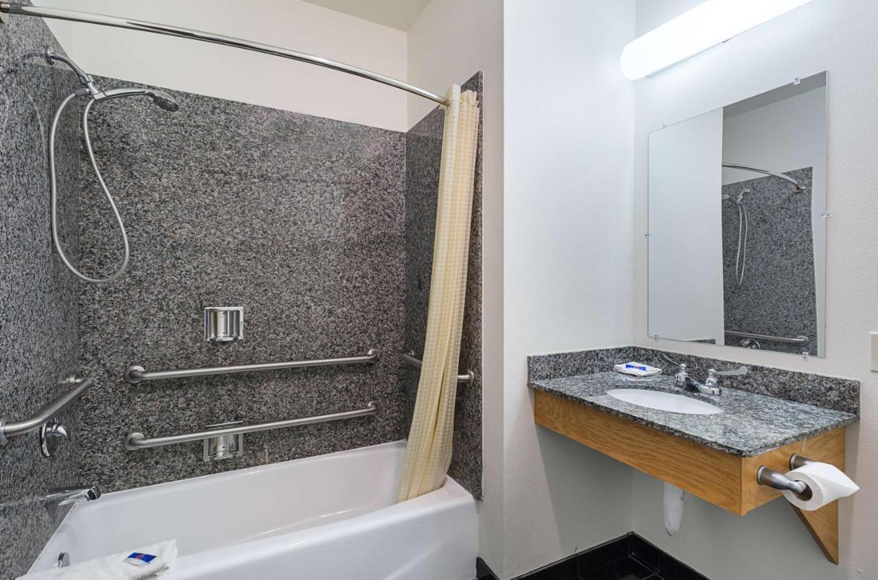 | Budget Inn Ganado