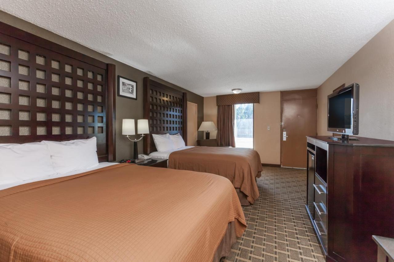 Queen Room with Two Queen Beds - Non-Smoking at Super 8 by Wyndham Atoka