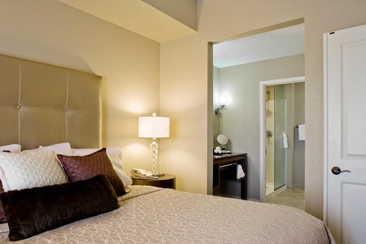 Queen Studio with Two Queen Beds at HYATT house Sterling/Dulles Airport-North