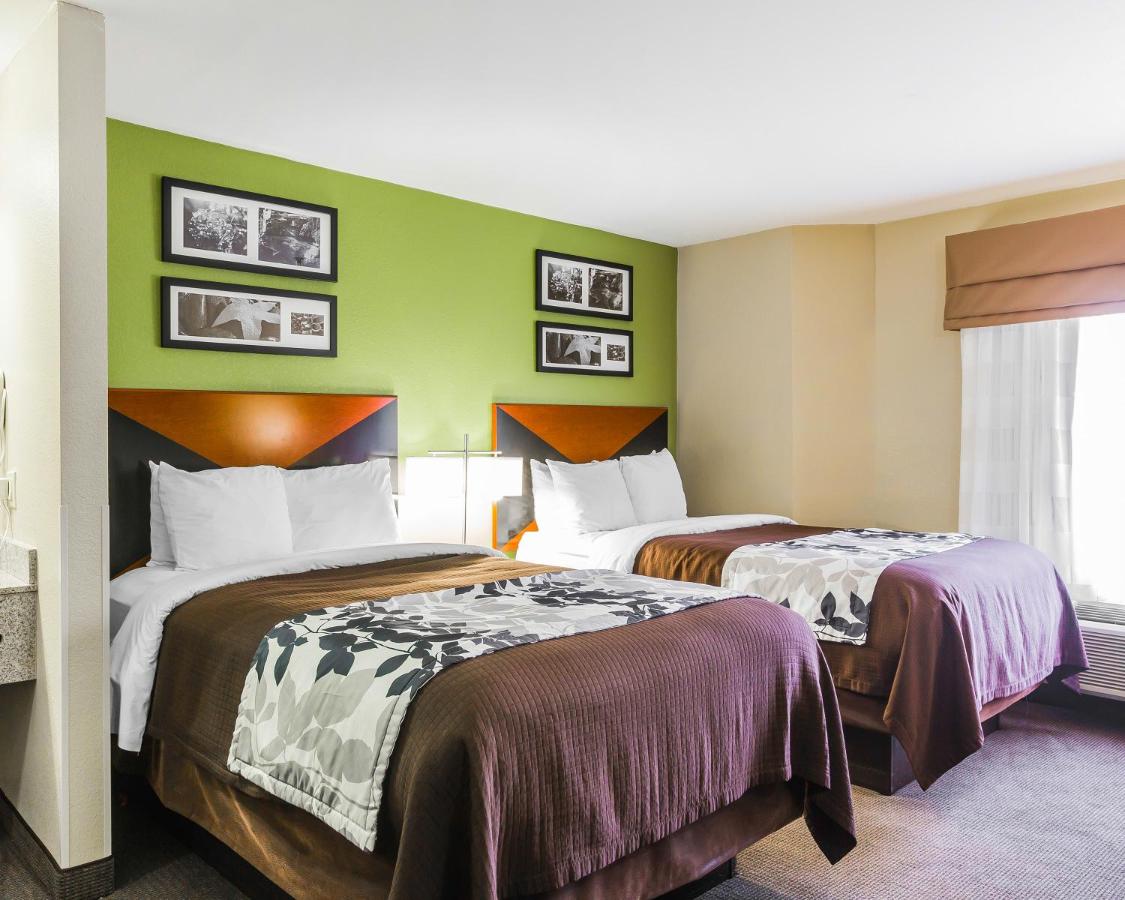 Double Room with Two Double Beds - Non-Smoking at Spark by Hilton Oxford