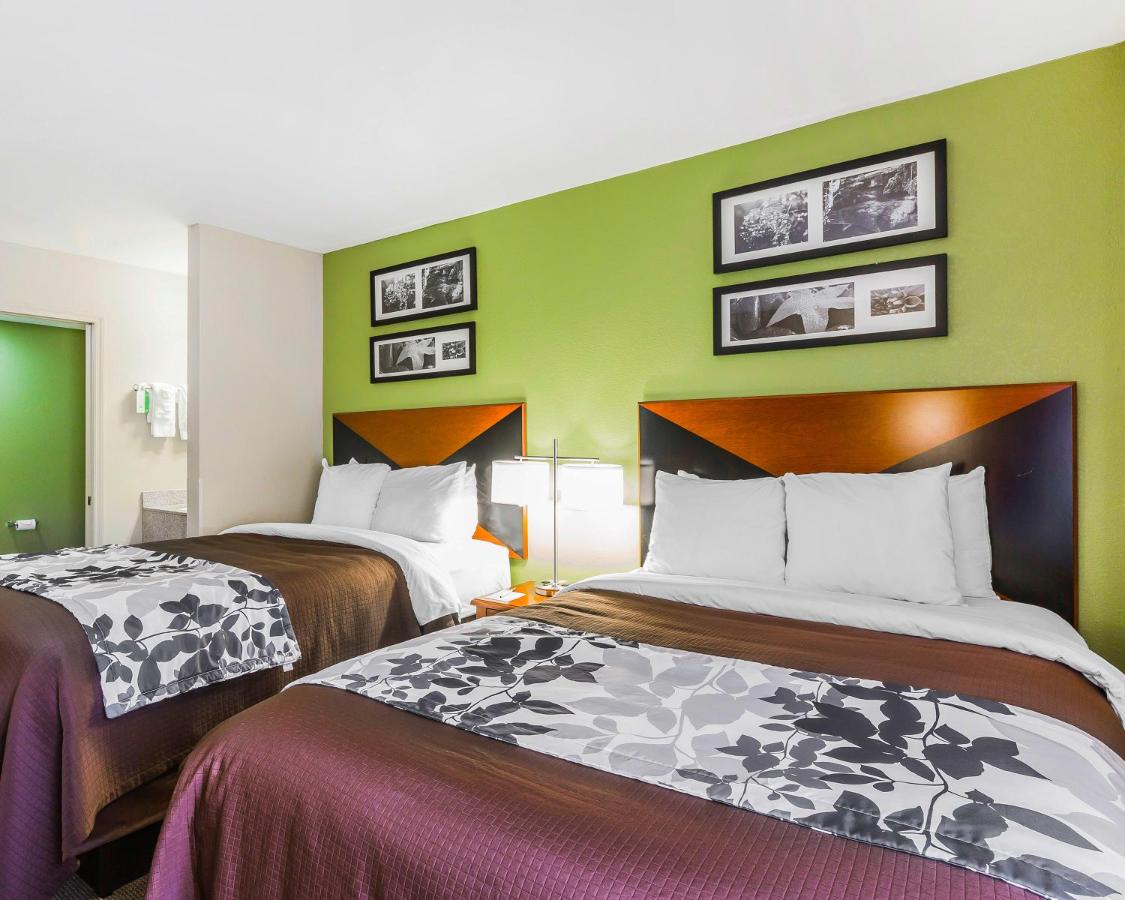 Double Room with Two Double Beds - Non-Smoking at Spark by Hilton Oxford