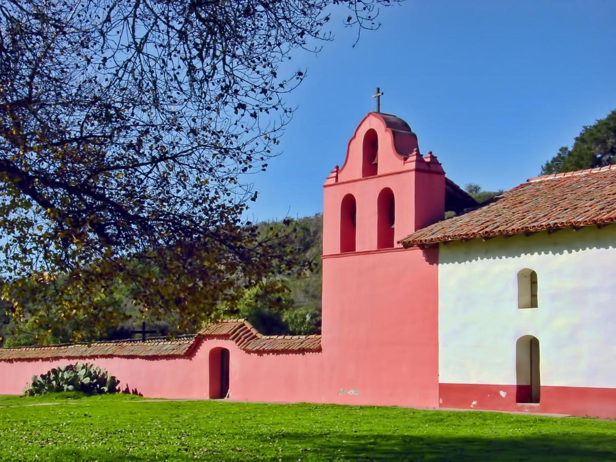 | Lotus of Lompoc - A Great Hospitality Inn