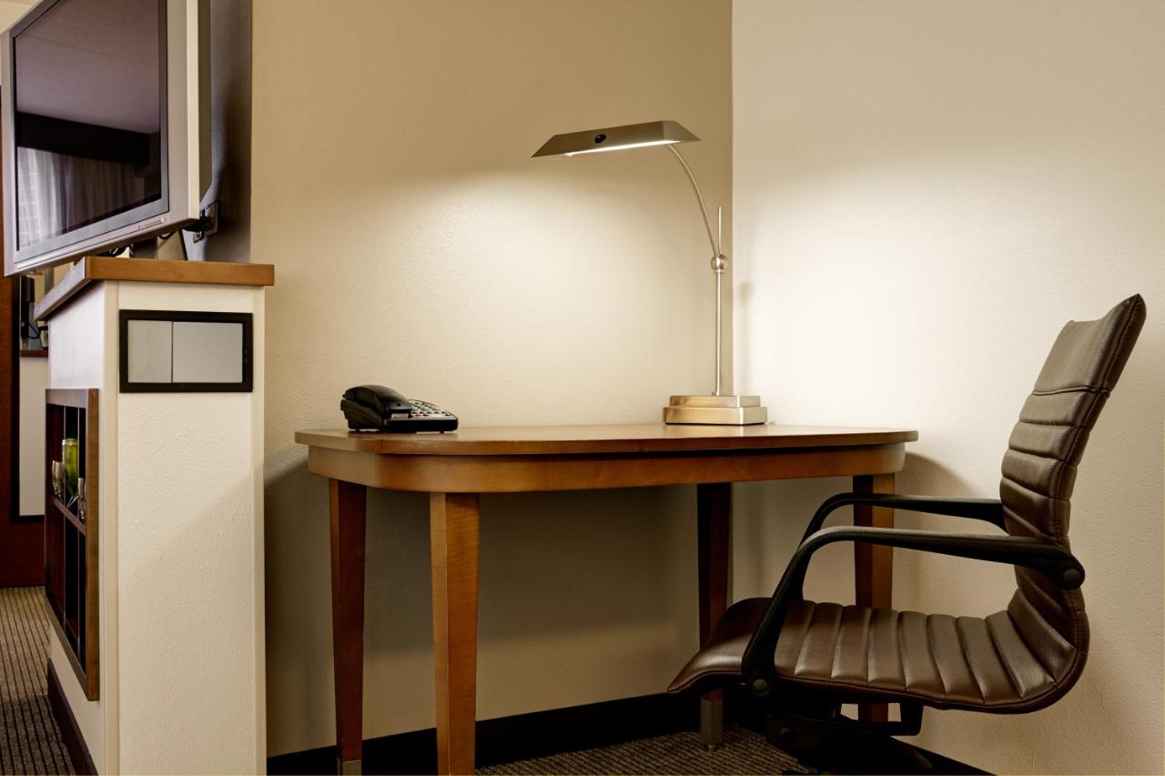 | Hyatt Place Dallas/North Arlington/Grand Prairie