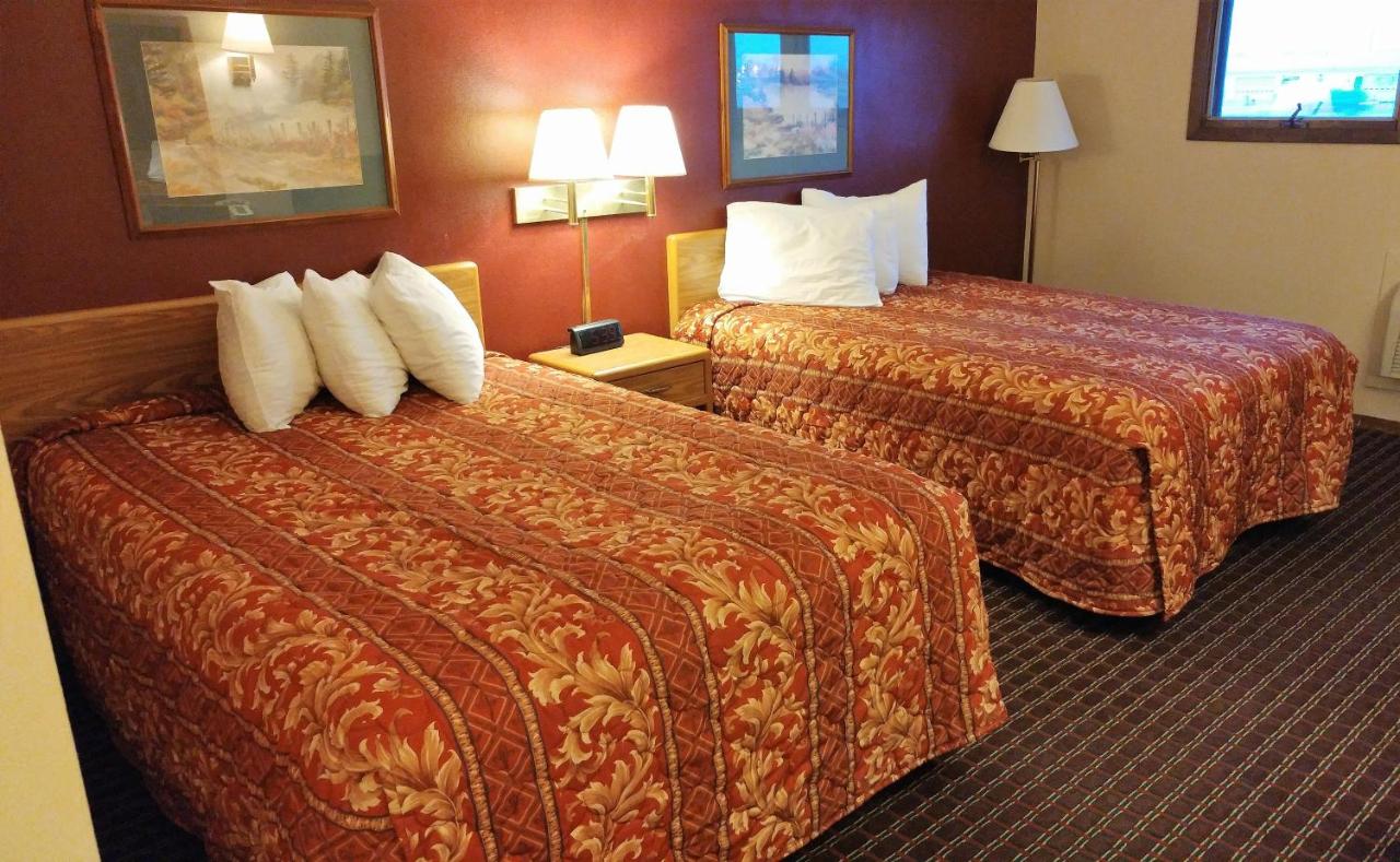| Red Carpet Inn - Windom