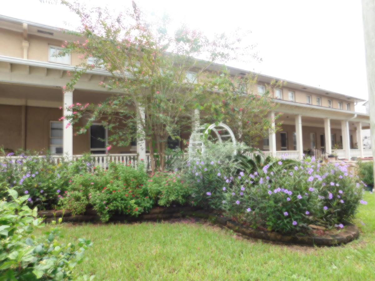 | Cassadaga Hotel and Spiritual Center