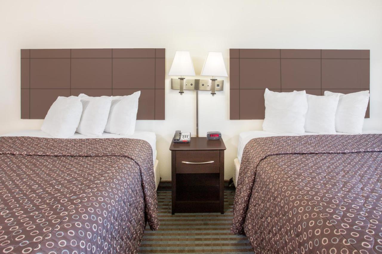 Queen Room with Two Queen Beds - Non-Smoking at Super 8 by Wyndham Cedar Falls IA - University