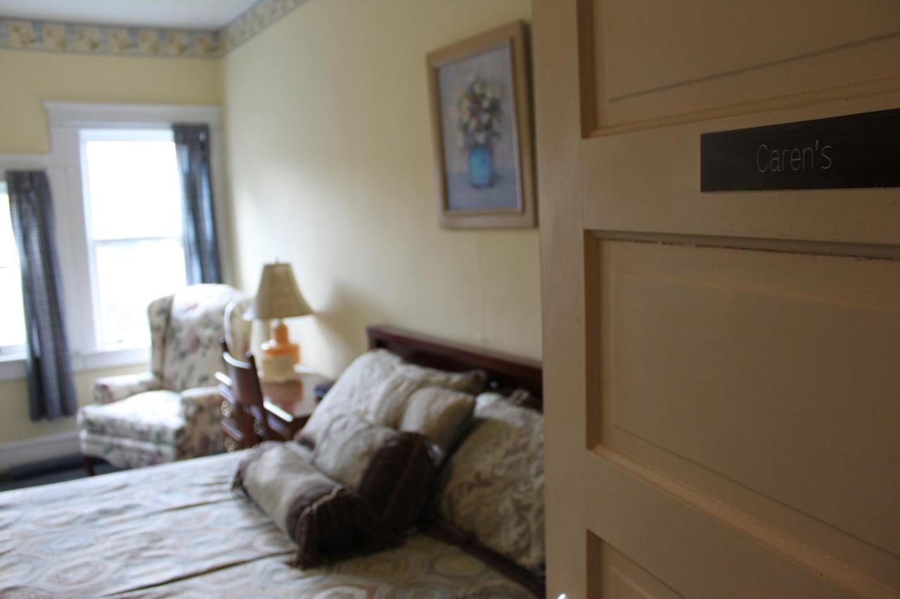 | Victorian Charm Inn