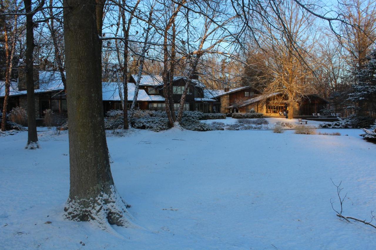 | The Inn at White Oak