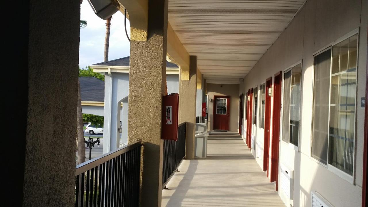 | Texas Inn Downtown McAllen