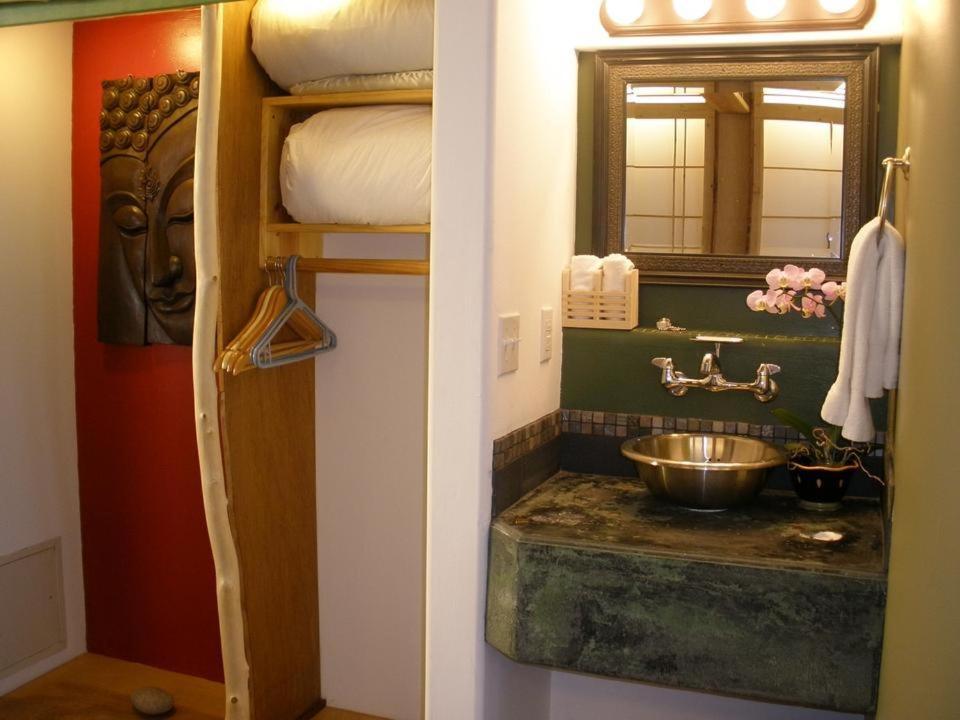  | Secret Garden Inn