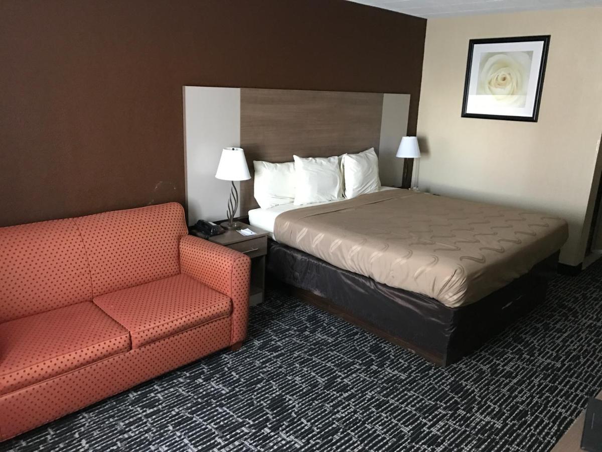 King Room - Smoking at Quality Inn Near Pimlico Racetrack