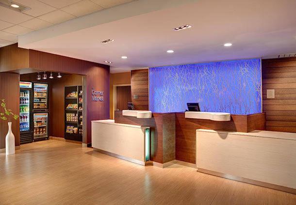 | Fairfield Inn & Suites by Marriott Detroit Canton