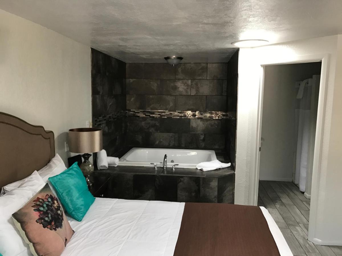  | Oak Creek Terrace Resort