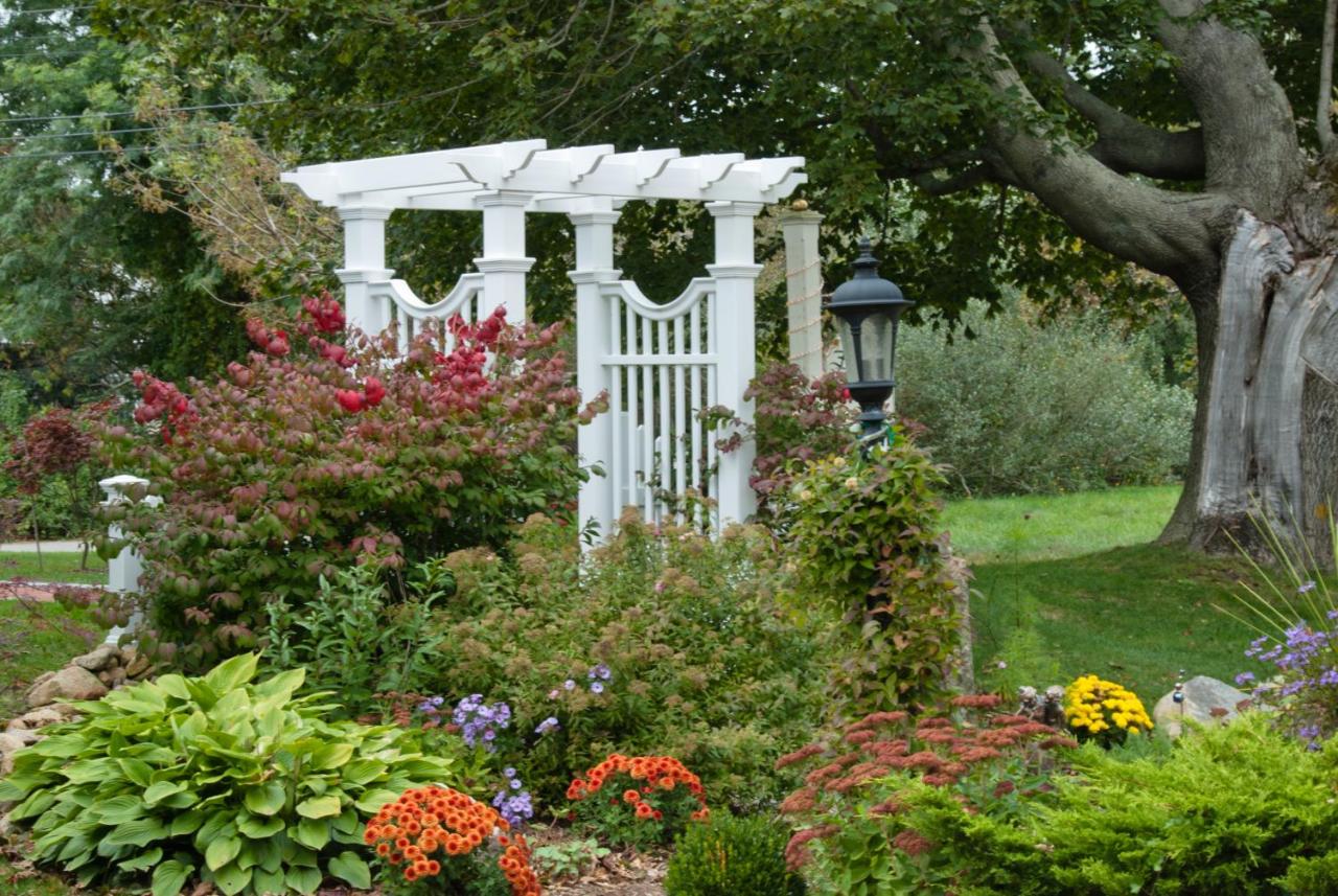 | Brewster by the Sea Inn