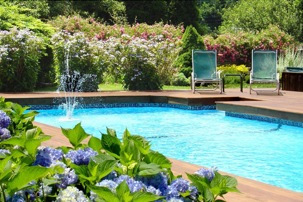 | Brewster by the Sea Inn