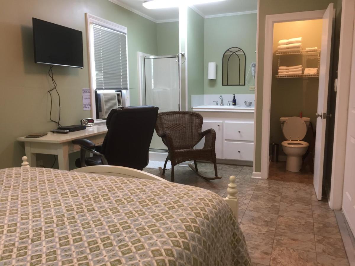  | A Chateau on the Bayou Bed & Breakfast