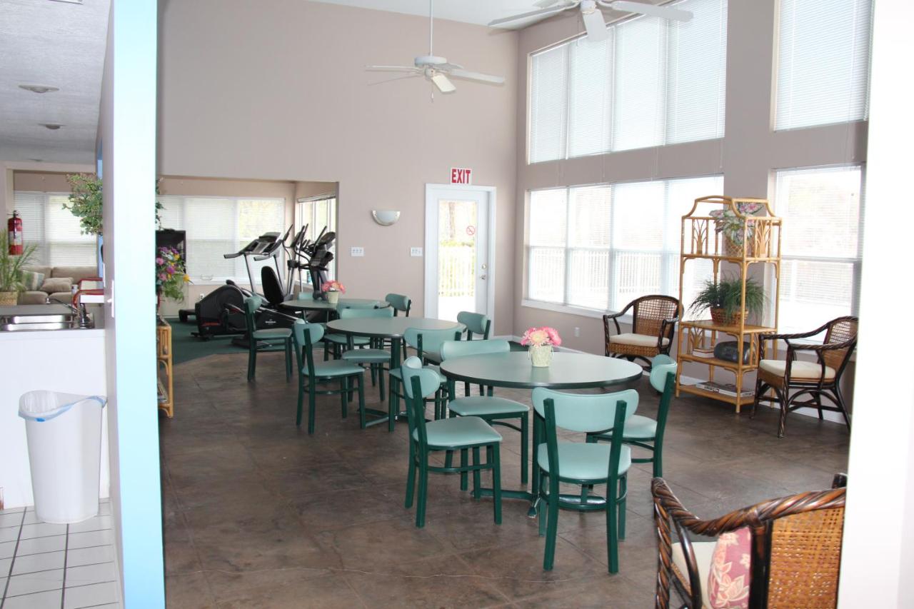  | Lake Ozarks Get Away Topsider
