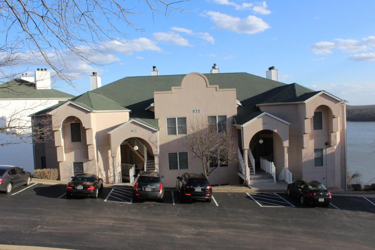 | Lake Ozarks Get Away Topsider