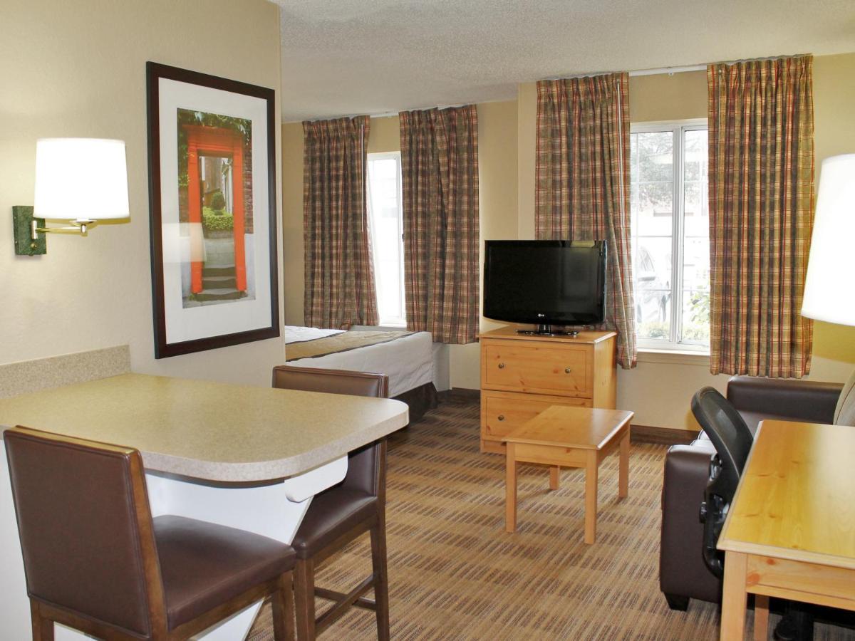 | Extended Stay America Suites - Chicago - Vernon Hills - Lincolnshire