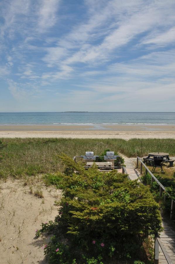 | Friendship Oceanfront Suites