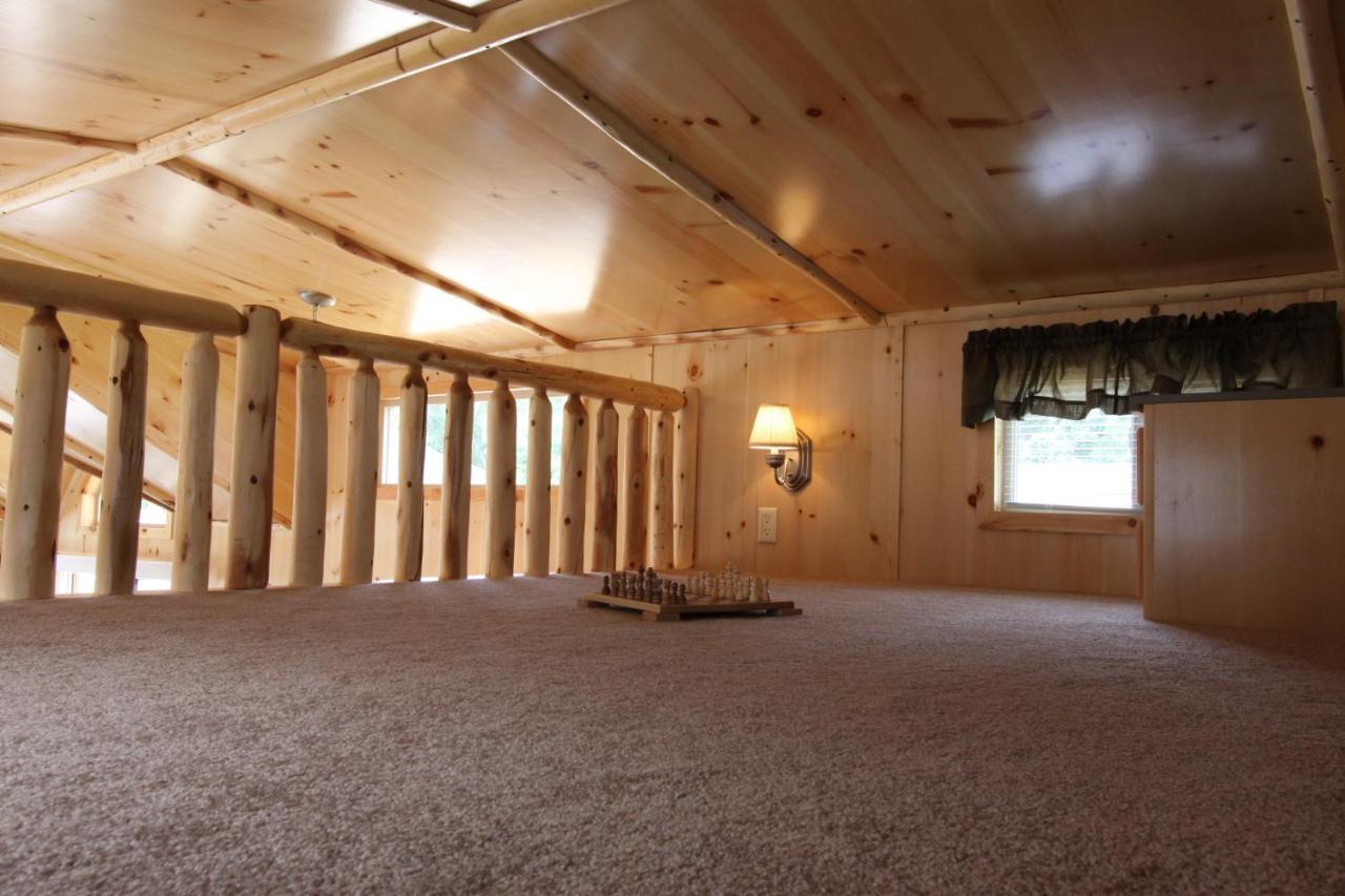 | Blackhawk RV Campground Loft Cabin 11