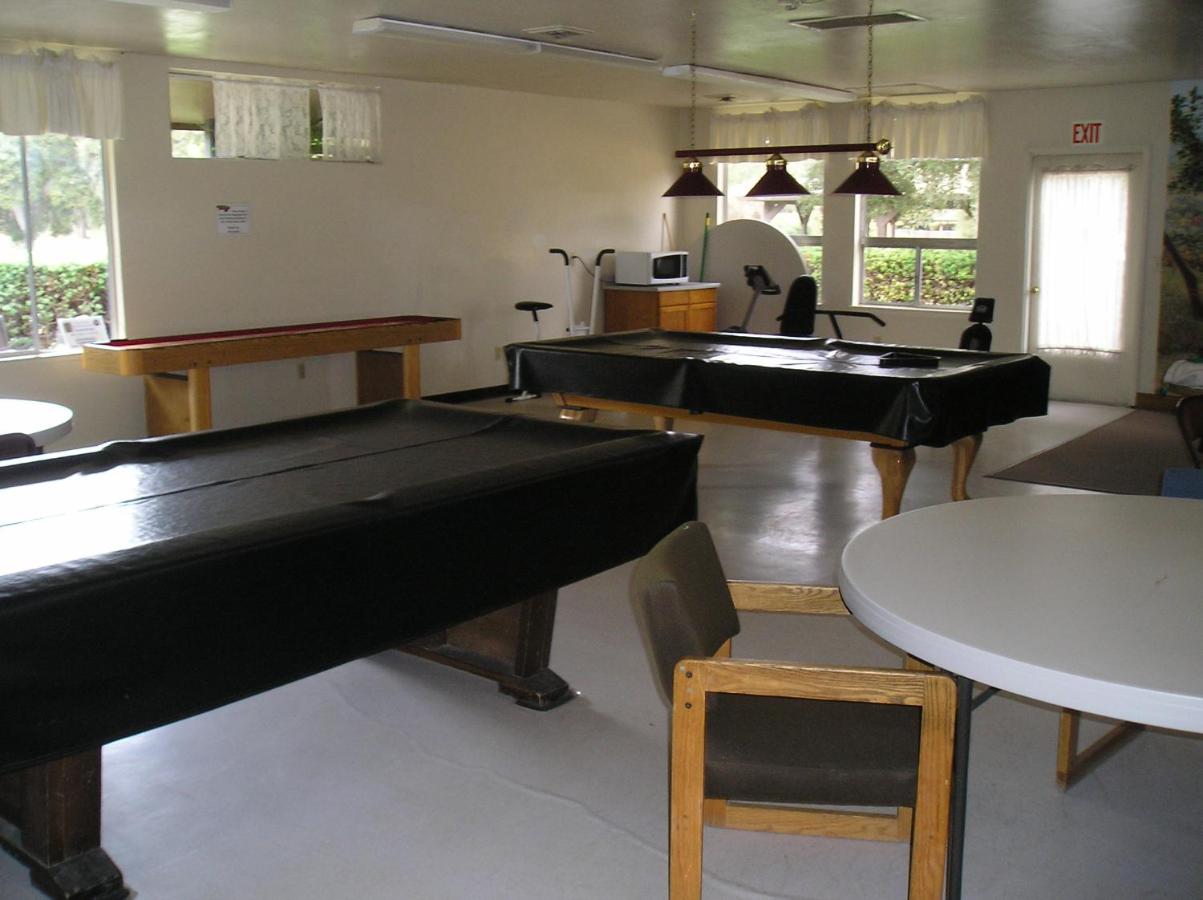 | San Benito Camping Resort One-Bedroom Cabin 3