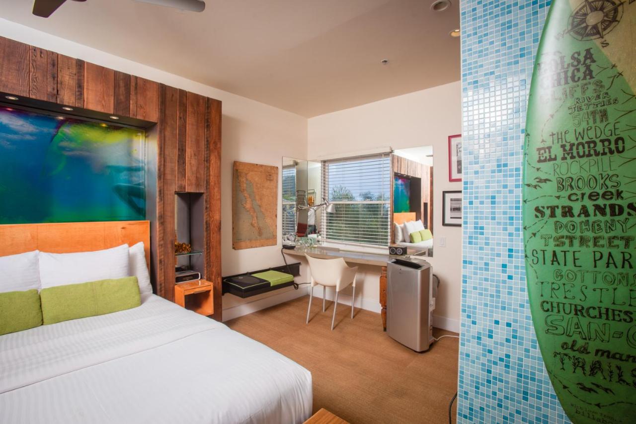 Surf Themed Queen Room at La Casa del Camino