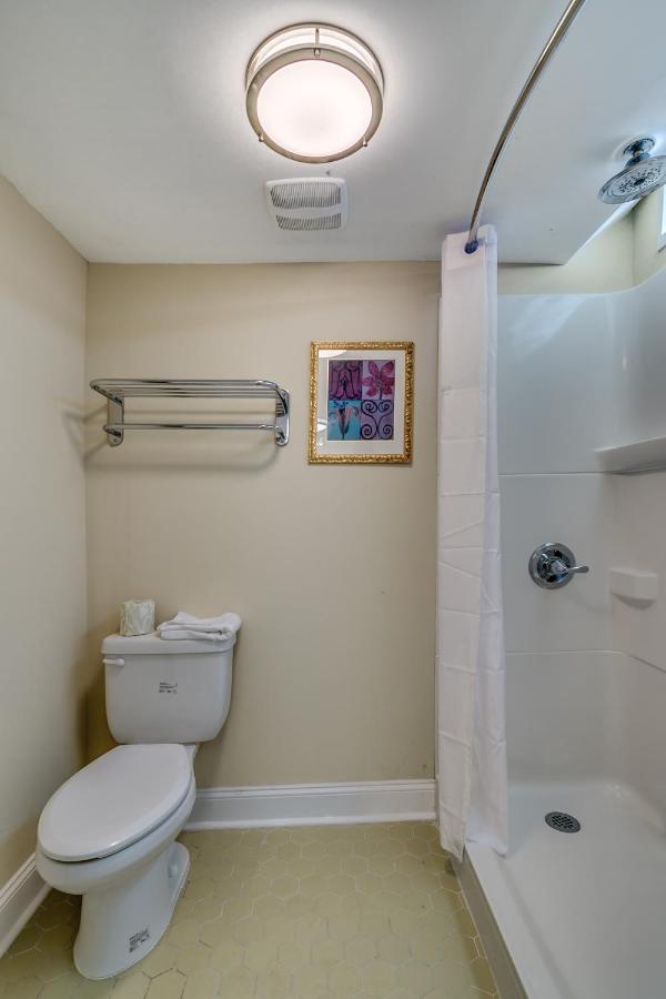  | Beachcomber Inn & Suites