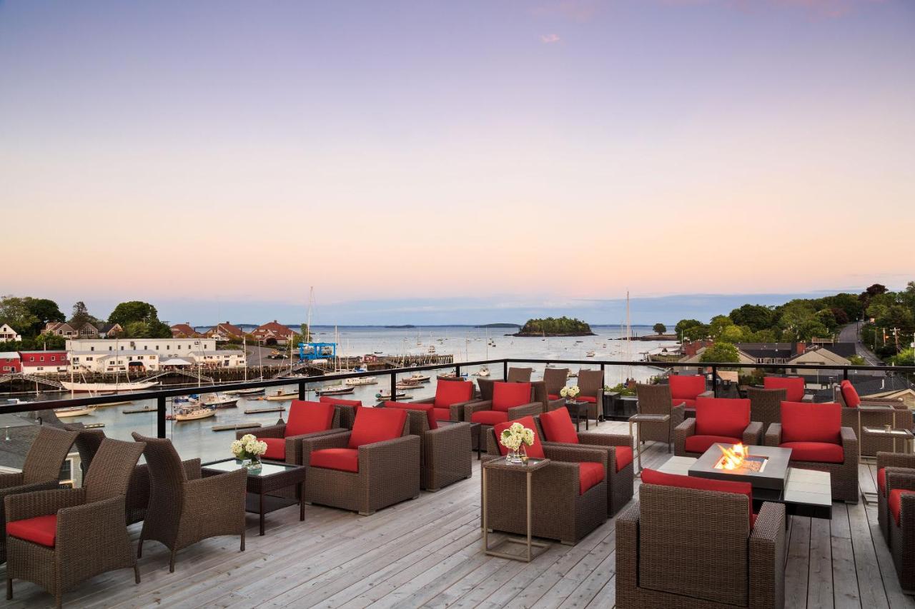 | 16 Bay View