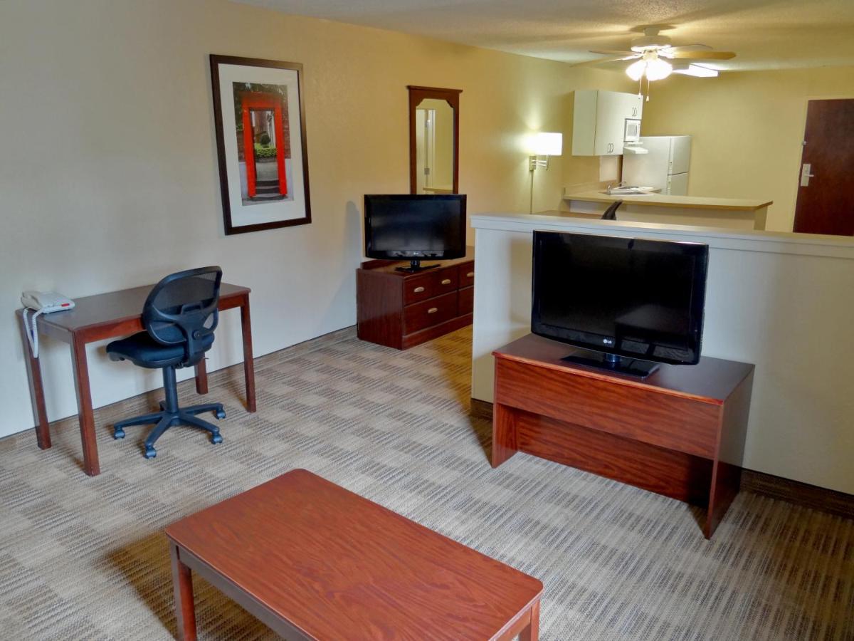 | Extended Stay America Suites - Edison - Raritan Center