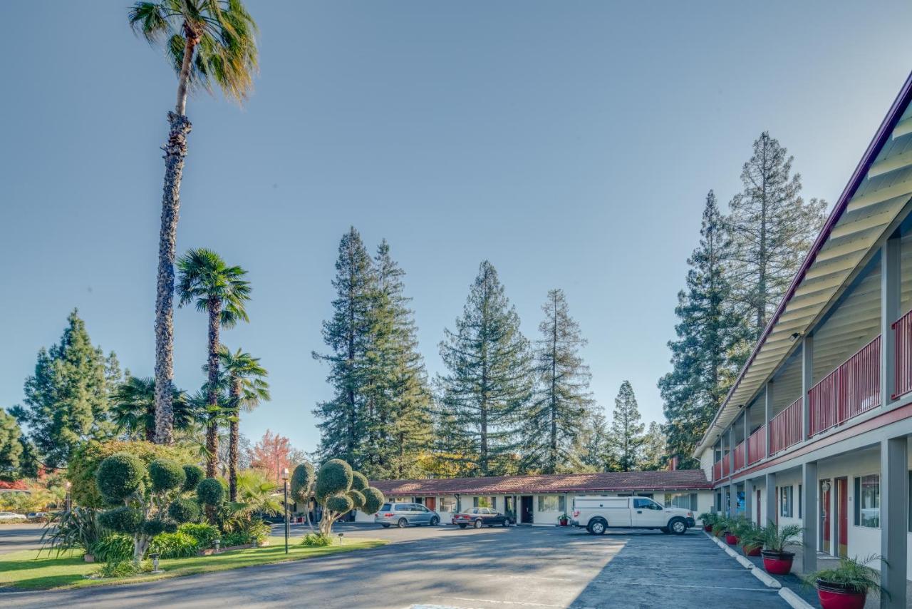  | The Palo Alto Inn